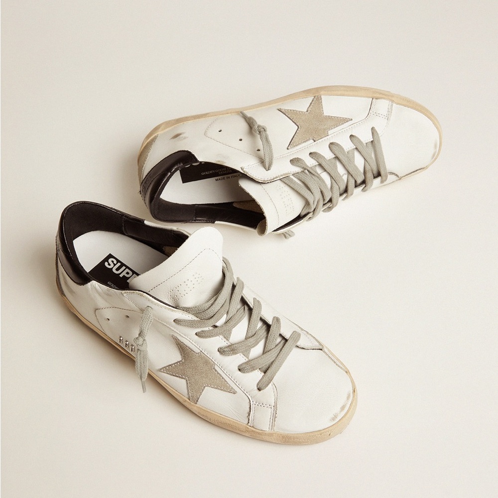 Golden Goose Sneakers
